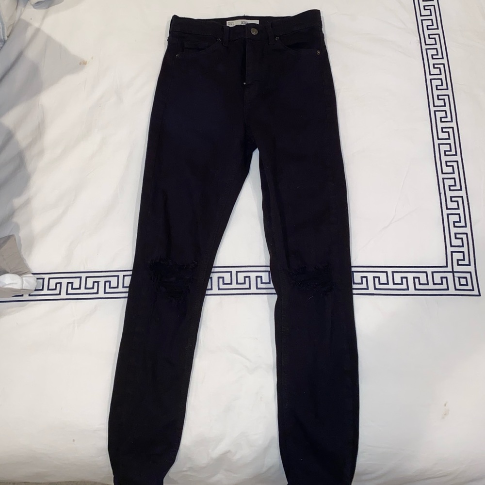 BLACK HIGH WAISTED SKINNY JEANS - RIP ON THE KNEES
